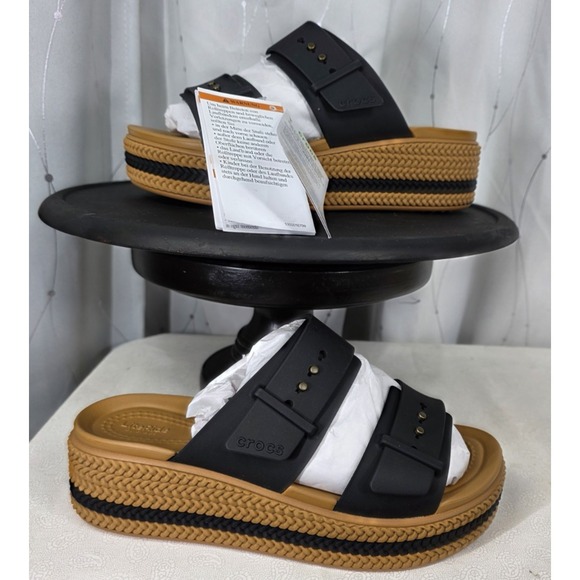 CROCS Shoes - NWT Crocs Brooklyn Woven Buckle Black 6 LiteRide Comfort Resort Walking
